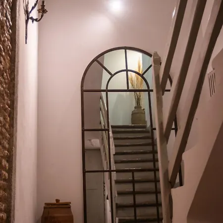 Lejlighed Historical Palace With Large Terrace Rom
